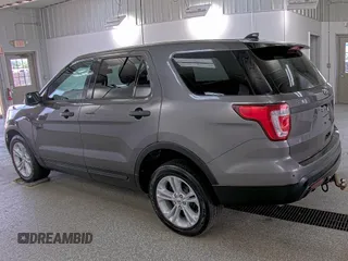 2017 Ford Police Interceptor Utility с VIN 1FM5K8AR7HGC26854, выставлен на аукционе IAAI как лот 42791619 с пробегом 105 935 миль миль и . История ставок и продаж доступна на DreamBid. Изображение 49.