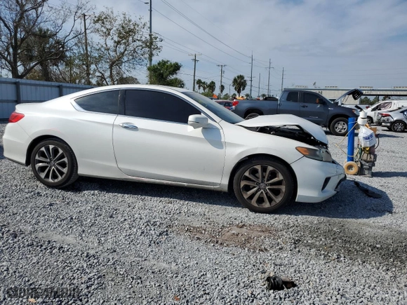 2013 Honda Accord Cpe EX-L with VIN 1HGCT2B89DA002706, listed as a Copart auction lot 43838715 with NaN miles and Non Repairable. Bid and sale history available at carsss.com. Image 4.