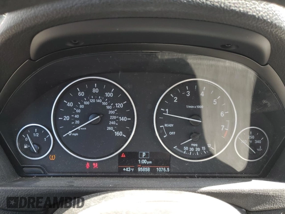 2015 BMW 3 Series 320i xDrive with VIN WBA3C3G59FNS73809, listed as a Copart auction lot 50899995 with 95,858 mi miles and Salvage Title. Bid and sale history available at carsss.com. Image 9.