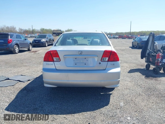 2005 Honda Civic LX with VIN 2HGES16595H589224, listed as a IAAI auction lot 42068288 with 175,049 mi miles and . Bid and sale history available at carsss.com. Image 16.