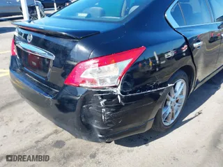 2009 Nissan Maxima 3.5 SV w/Sport Pkg with VIN 1N4AA51E99C838473, listed as a IAAI auction lot 40706438 with 205,087 mi miles. Bid and sale history available at carsss.com. Image 6.