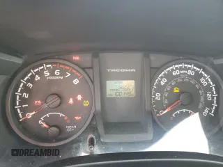 2016 Toyota Tacoma SR z VIN 5TFSX5EN9GX044179, wystawiony jako Copart lot #45504835 z przebiegiem 101 000 mil mil oraz Szkoda całkowita • Salvage title. Historia ofert i sprzedaży dostępna na DreamBid. Obrazek 9.