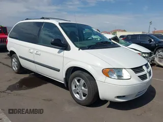 2005 Dodge Caravan SXT with VIN 1D4GP45R95B181591, listed as a IAAI auction lot 42628977 with 140,361 mi miles and . Bid and sale history available at DreamBid. Image 1.