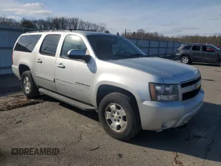 2011 Chevrolet Suburban z VIN 1GNSKHE39BR266160, wystawiony jako Copart lot #46368555 z przebiegiem 230 458 mil mil oraz Czysty tytuł • Clean title. Historia ofert i sprzedaży dostępna na DreamBid. Obrazek 4.