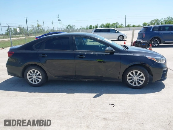 2020 Kia Forte LXS with VIN 3KPF24AD5LE258006, listed as a IAAI auction lot 42021722 with 50,379 mi miles. Bid and sale history available at carsss.com. Image 13.