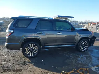2017 Toyota 4Runner SR5 with VIN JTEBU5JRXH5431401, listed as a IAAI auction lot 41231941 with 133,324 mi miles. Bid and sale history available at carsss.com. Image 13.