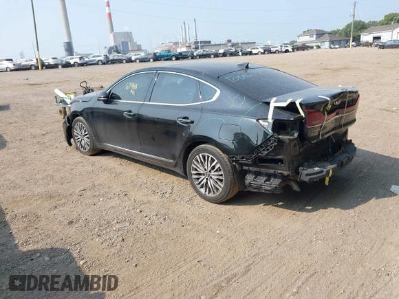 2020 Kia Cadenza Technology with VIN KNALC4J14L5220622, listed as a IAAI auction lot 39943889 with 67,468 mi miles. Bid and sale history available at carsss.com. Image 3.