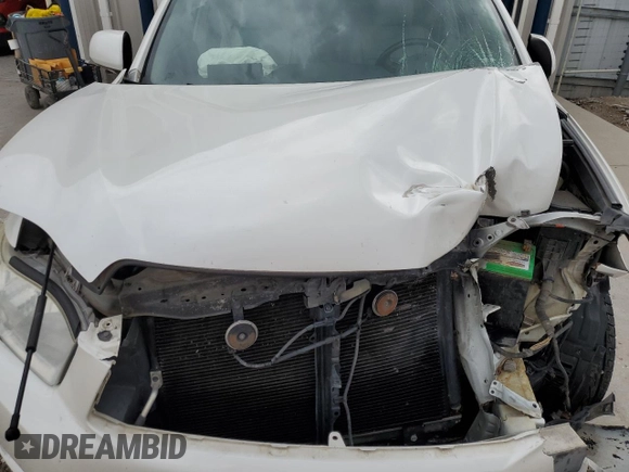 2010 Toyota Highlander Limited with VIN 5TDDK3EH1AS024432, listed as a Copart auction lot 53903575 with 177,763 mi miles and Salvage title. Bid and sale history available at DreamBid. Image 11.
