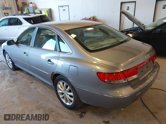 2007 Hyundai Azera SE z VIN KMHFC46F87A173110, wystawiony jako IAAI lot #42275974 z przebiegiem 208 901 mil mil oraz . Historia ofert i sprzedaży dostępna na DreamBid. Obrazek 3.
