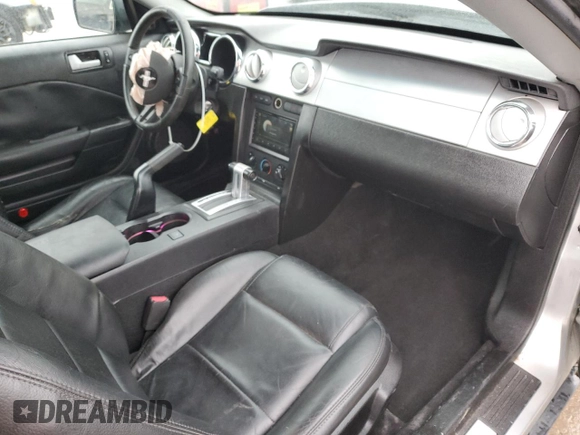 2009 Ford Mustang with VIN 1ZVHT80N095119152, listed as a Copart auction lot 44605345 with 108,828 mi miles and Salvage Title. Bid and sale history available at carsss.com. Image 8.