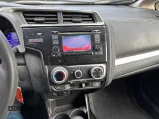 2015 Honda Fit LX with VIN 3HGGK5H50FM760104, listed as a Copart auction lot 63164915 with 118,328 mi miles and Clean title. Bid and sale history available at DreamBid. Image 9.
