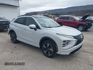 2024 Mitsubishi Eclipse Cross SE with VIN JA4ATWAA7RZ000716, listed as a IAAI auction lot 41221220 with 903 mi miles and . Bid and sale history available at DreamBid. Image 1.