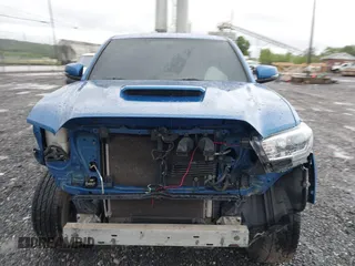 2017 Toyota Tacoma SR5 z VIN 3TMCZ5AN3HM059269, wystawiony jako IAAI lot #42231882 z przebiegiem 127 092 mil mil oraz . Historia ofert i sprzedaży dostępna na DreamBid. Obrazek 12.