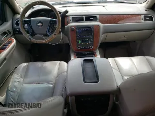 2008 Chevrolet Suburban LTZ with VIN 3GNFK16368G103448, listed as a Copart auction lot 51677845 with 202,586 mi miles and Clean Title. Bid and sale history available at carsss.com. Image 8.