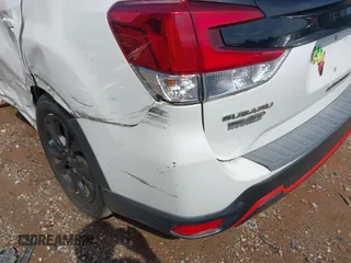 2019 Subaru Forester Special Sports с VIN JF2SKAPC7KH488880, выставлен на аукционе IAAI как лот 42509648 с пробегом 63 876 миль миль и . История ставок и продаж доступна на DreamBid. Изображение 20.