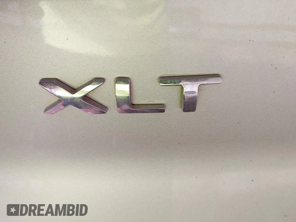 2018 Ford Explorer XLT с VIN 1FM5K7D83JGC26840, выставлен на аукционе IAAI как лот 42248170 с пробегом 128 599 миль миль и . История ставок и продаж доступна на DreamBid. Изображение 17.