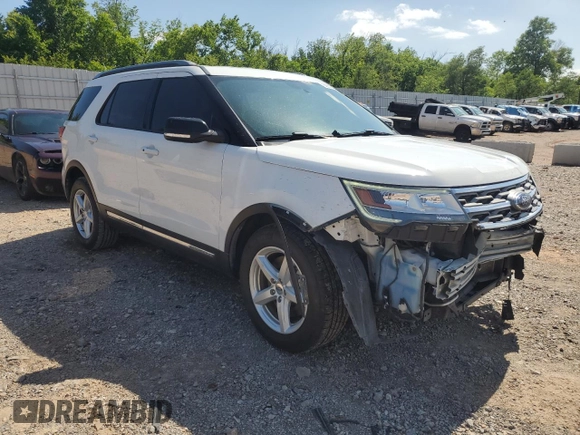 2018 Ford Explorer XLT with VIN 1FM5K7D88JGA55020, listed as a Copart auction lot 60203595 with 82,679 mi miles and Salvage title. Bid and sale history available at DreamBid. Image 4.