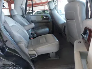 2006 Ford Expedition Limited with VIN 1FMFU20536LA56300, listed as a IAAI auction lot 42085079 with 128,191 mi miles. Bid and sale history available at carsss.com. Image 8.