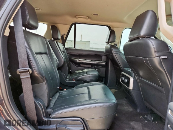 2022 Ford Expedition XLT z VIN 1FMJU1HT8NEA34626, wystawiony jako Copart lot #56818205 z przebiegiem 93 031 mil mil oraz Szkoda całkowita • Salvage title. Historia ofert i sprzedaży dostępna na DreamBid. Obrazek 11.