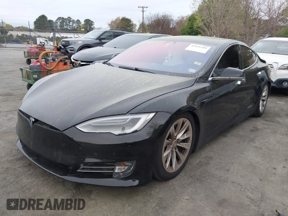 2018 Tesla Model S 75D with VIN 5YJSA1E24JF259874, listed as a IAAI auction lot 41921382 with 82,182 mi miles and . Bid and sale history available at DreamBid. Image 19.