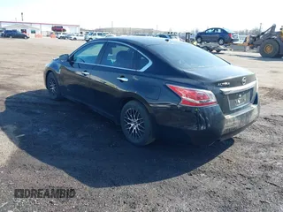 2015 Nissan Altima SV with VIN 1N4AL3AP1FC464484, listed as a IAAI auction lot 41913055 with 161,667 mi miles and . Bid and sale history available at DreamBid. Image 3.