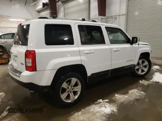2011 Jeep Patriot Latitude X with VIN 1J4NF4GB2BD263910, listed as a Copart auction lot 84872014 with 162,067 mi miles and Salvage Title. Bid and sale history available at DreamBid. Image 3.