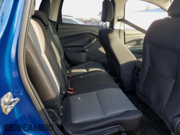 2019 Ford Escape SE z VIN 1FMCU9GDXKUB24265, wystawiony jako Copart lot #54052855 z przebiegiem 60 479 mil mil oraz Czysty tytuł • Clean title. Historia ofert i sprzedaży dostępna na DreamBid. Obrazek 11.