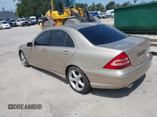 2005 Mercedes-Benz C 320 with VIN WDBRF64J45F610076, listed as a IAAI auction lot 42422374 with 136,991 mi miles and . Bid and sale history available at DreamBid. Image 3.