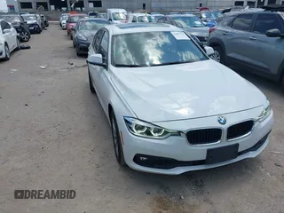 2018 BMW 3 Series 320i with VIN WBA8E1G52JNU93337, listed as a IAAI auction lot 42663365 with 43,247 mi miles and . Bid and sale history available at DreamBid. Image 1.