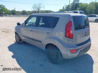 2013 Kia Soul with VIN KNDJT2A52D7494263, listed as a IAAI auction lot 41879153 with 196,010 mi miles. Bid and sale history available at carsss.com. Image 3.