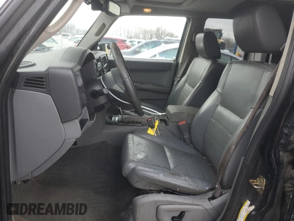 2006 Jeep Commander with VIN 1J8HH48N86C146004, listed as a Copart auction lot 81640314 with 194,392 mi miles and Salvage Title. Bid and sale history available at carsss.com. Image 7.