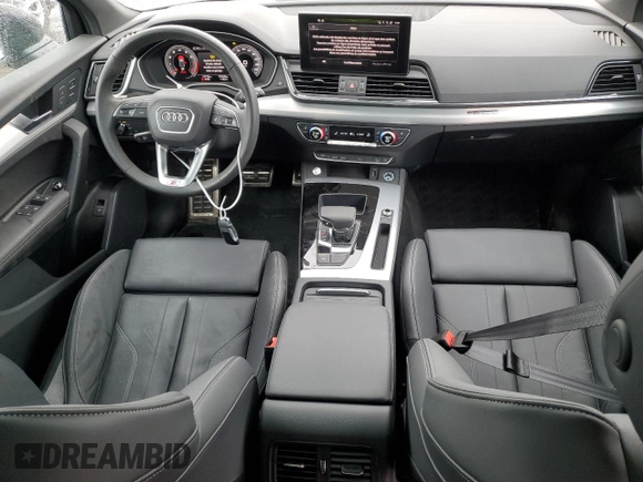 2024 Audi Q5 S line Premium Plus z VIN WA1EAAFY3R2049615, wystawiony jako Copart lot #55653445 z przebiegiem 11 716 mil mil oraz Szkoda całkowita • Salvage title. Historia ofert i sprzedaży dostępna na DreamBid. Obrazek 8.