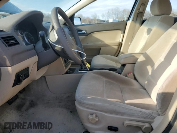 2007 Ford Fusion SE with VIN 3FAHP07147R163683, listed as a Copart auction lot 52719175 with 129,943 mi miles and Salvage Title. Bid and sale history available at DreamBid. Image 7.