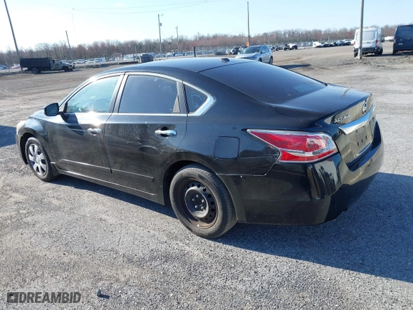 2015 Nissan Altima 2.5 SV with VIN 1N4AL3AP9FC135855, listed as a IAAI auction lot 41869437 with 183,182 mi miles. Bid and sale history available at carsss.com. Image 3.