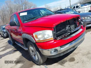2006 Dodge 1500 SLT with VIN 1D7HU18266S679388, listed as a IAAI auction lot 41792806 with 207,161 mi miles. Bid and sale history available at carsss.com. Image 1.