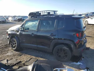 2020 Jeep Renegade Altitude with VIN ZACNJBBB8LPL97210, listed as a Copart auction lot 88880045 with Not provided miles and Salvage title. Bid and sale history available at DreamBid. Image 2.