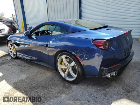 2019 Ferrari Portofino z VIN ZFF89FPAXK0242549, wystawiony jako Copart lot #74454234 z przebiegiem Nie podano mil oraz Nie do naprawy. Historia ofert i sprzedaży dostępna na DreamBid. Obrazek 2.