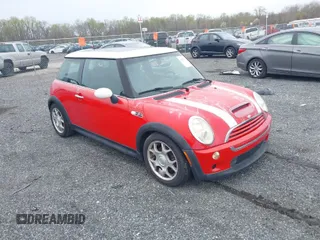 2005 MINI Hardtop S with VIN WMWRE33535TL15394, listed as a IAAI auction lot 42007067 with 154,746 mi miles and . Bid and sale history available at DreamBid. Image 1.