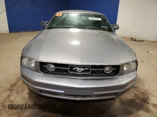 2006 Ford Mustang Standard with VIN 1ZVFT84N065164086, listed as a Copart auction lot 55291645 with 329,677 mi miles and Salvage Title. Bid and sale history available at carsss.com. Image 5.