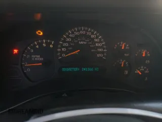 2004 Chevrolet Avalanche Z66 with VIN 3GNEC12T74G332634, listed as a Copart auction lot 63546524 with 241,366 mi miles and Salvage Title. Bid and sale history available at carsss.com. Image 9.