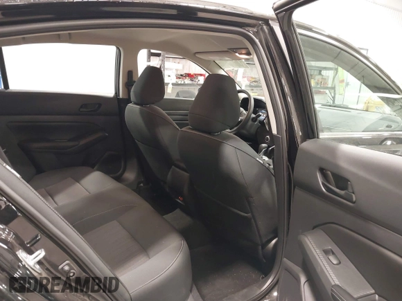 2025 Nissan Altima SV with VIN 1N4BL4DW7SN323575, listed as a IAAI auction lot 41603252 with 5,779 mi miles and . Bid and sale history available at DreamBid. Image 8.