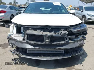 2024 Acura Integra Technology with VIN 19UDE4G77RA028884, listed as a IAAI auction lot 42444091 with 18,600 mi miles and . Bid and sale history available at DreamBid. Image 6.