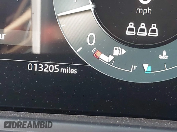 2025 Land Rover Range Rover Velar Dynamic SE with VIN SALYL2EX9SA398102, listed as a IAAI auction lot 41733681 with 13,205 mi miles and . Bid and sale history available at DreamBid. Image 16.