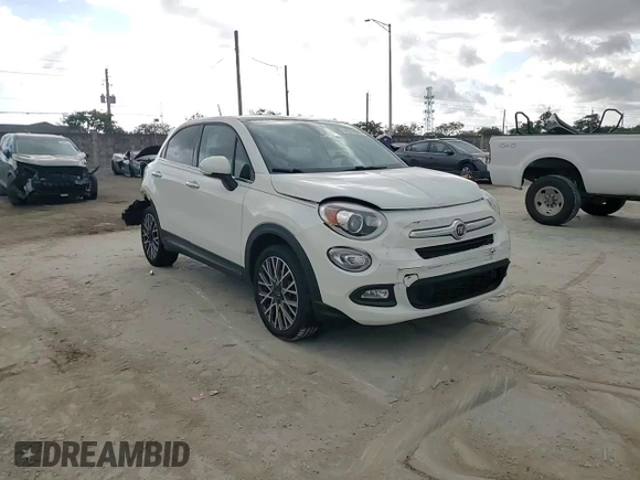 2017 FIAT 500X Lounge z VIN ZFBCFXDB6HP622947, wystawiony jako Copart lot #44979985 z przebiegiem 57 373 mil mil oraz Szkoda całkowita • Salvage title. Historia ofert i sprzedaży dostępna na DreamBid. Obrazek 11.