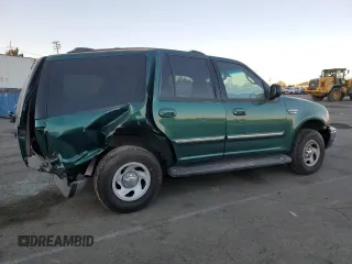 2000 Ford Expedition XLT with VIN 1FMRU1666YLA59489, listed as a Copart auction lot 42257505 with Not Provided miles and Salvage Title. Bid and sale history available at DreamBid. Image 3.
