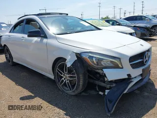 2019 Mercedes-Benz CLA 250 z VIN WDDSJ4EB1KN726095, wystawiony jako IAAI lot #42302491 z przebiegiem 78 338 mil mil oraz . Historia ofert i sprzedaży dostępna na DreamBid. Obrazek 6.