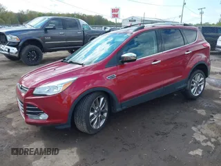 2016 Ford Escape SE z VIN 1FMCU9G91GUA83186, wystawiony jako IAAI lot #42190519 z przebiegiem 103 583 mil mil oraz . Historia ofert i sprzedaży dostępna na DreamBid. Obrazek 2.