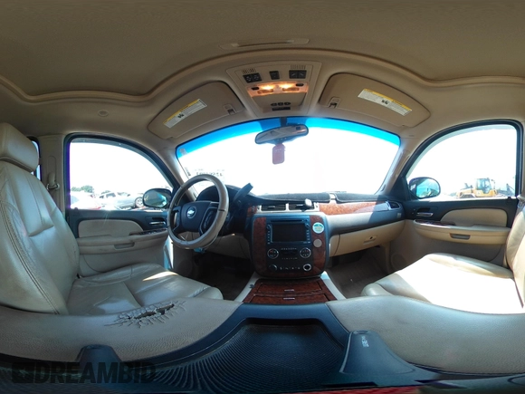 2007 Chevrolet Suburban LT with VIN 3GNFC16027G260735, listed as a IAAI auction lot 42584003 with 177,628 mi miles and . Bid and sale history available at DreamBid. Image 18.