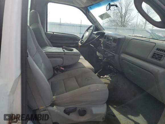 2004 Ford F-250 XL с VIN 1FTNF21L94EC06130, выставлен на аукционе Copart как лот 46876595 с пробегом 291 066 миль миль и На запчасти • Non repairable. История ставок и продаж доступна на DreamBid. Изображение 10.