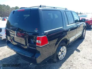 2013 Lincoln Navigator with VIN 5LMJJ2H53DEL00520, listed as a IAAI auction lot 41769449 with 167,569 mi miles. Bid and sale history available at carsss.com. Image 4.